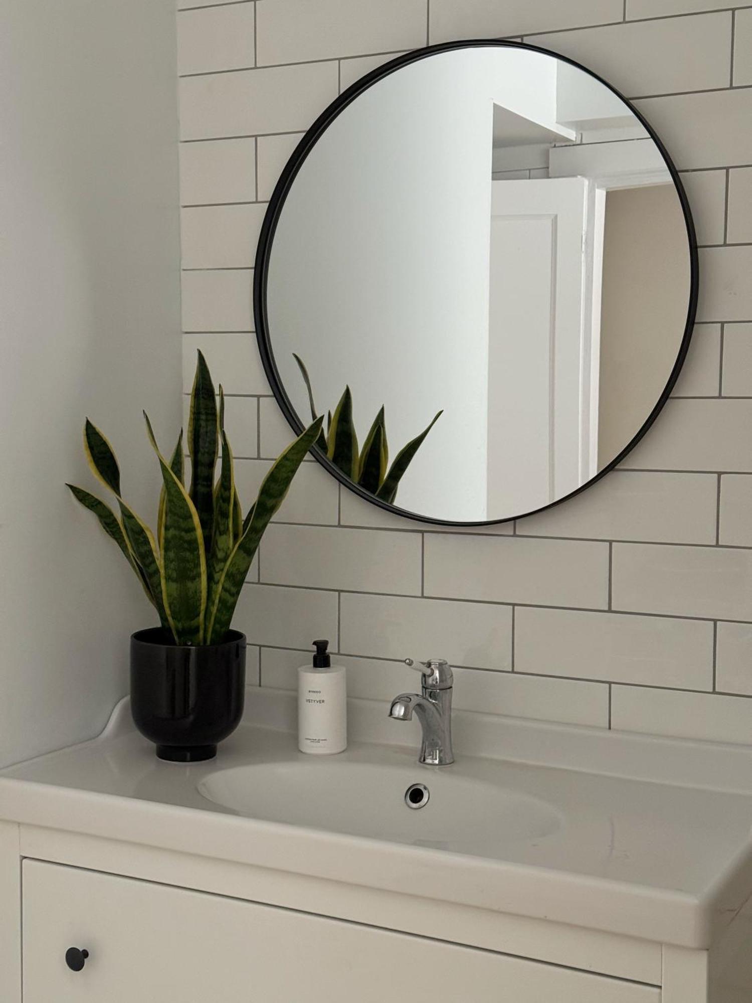 Comfortable And Stylish Apartment In Quiet Area Downtown Reykjavík Zewnętrze zdjęcie